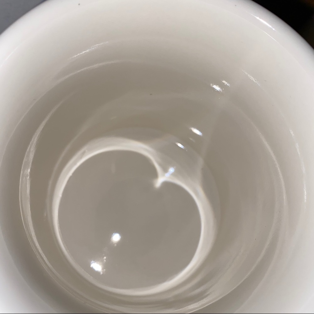 Rae Dunn Magenta LIPS Jar - Picture 6 of 6